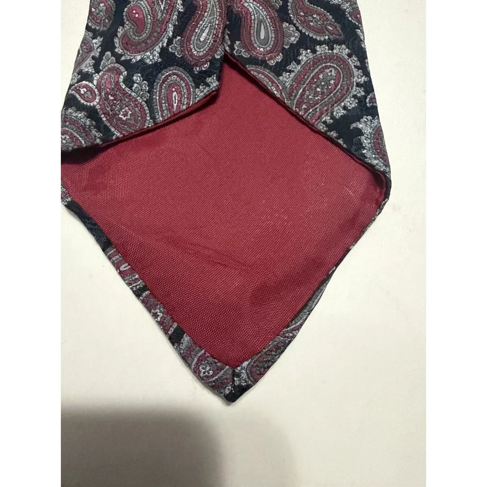 Gianni Butti Mens Paisley Necktie Burgundy Grey Black Silk Blend Classic Tie